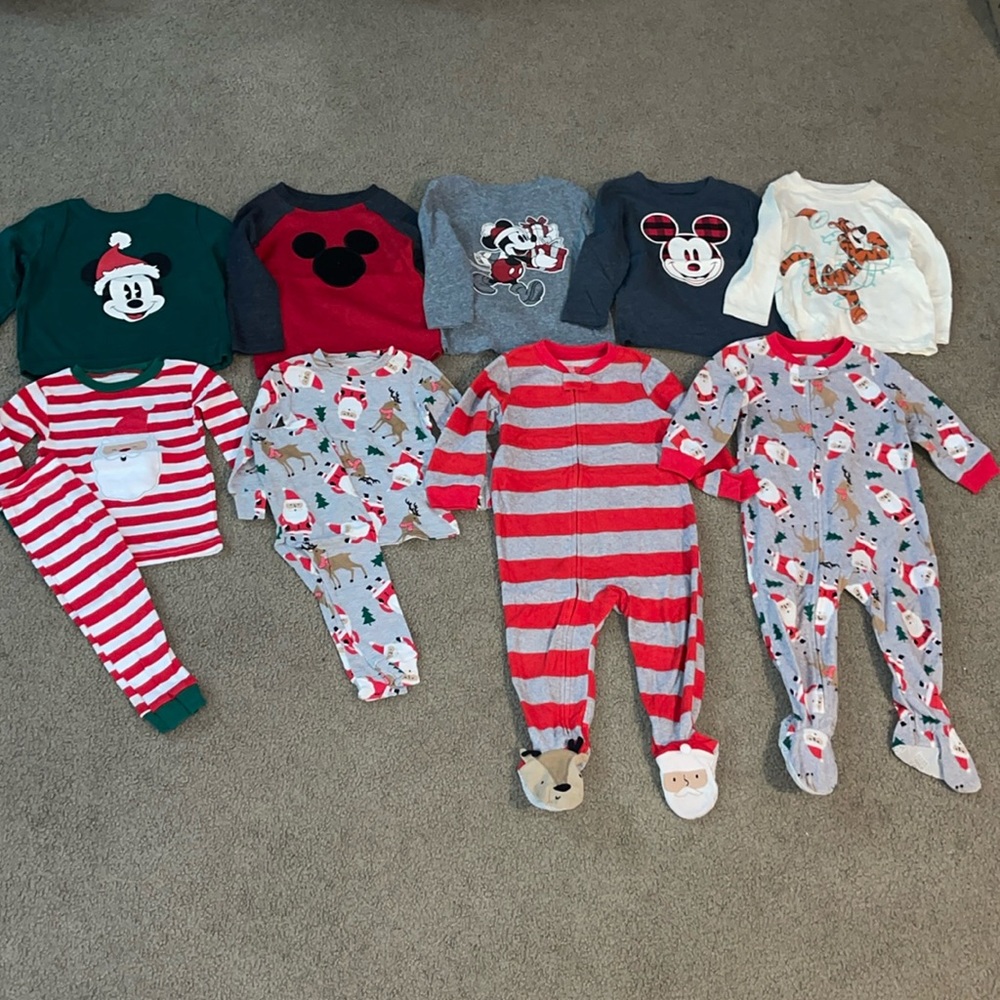 18 Month Christmas Clothes Bundle - Disney Christmas